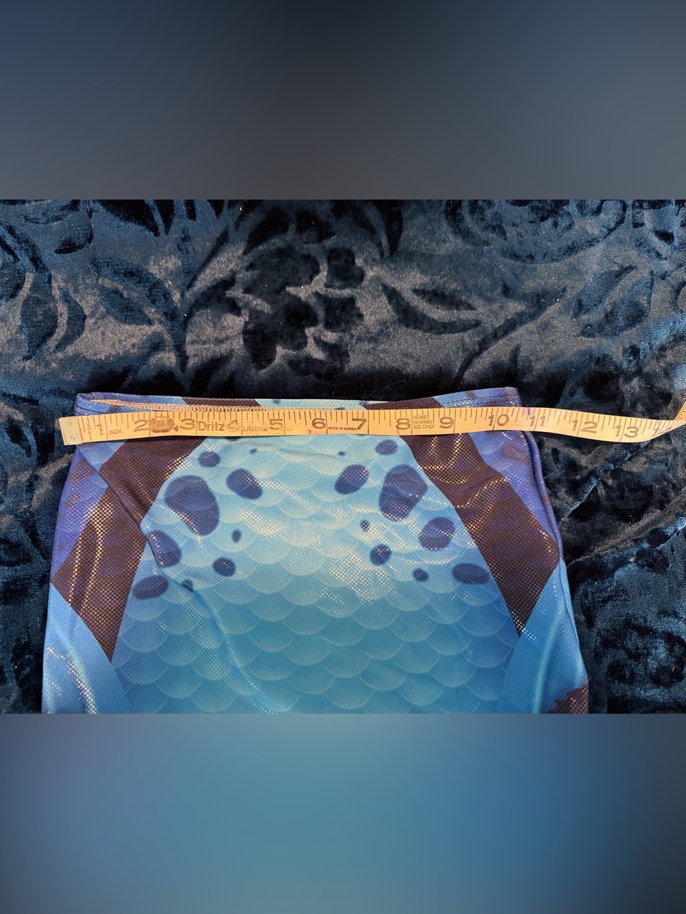 FinFun Blue Tang mermaid tail blue scale print and a yellow fluke Child Size 8 - Picture 5 of 6